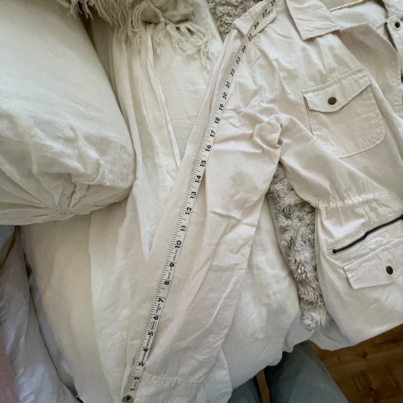 Lily Aldridge for VELVET, light weight jacket, off white, 100% cotton - Picture 5 of 9